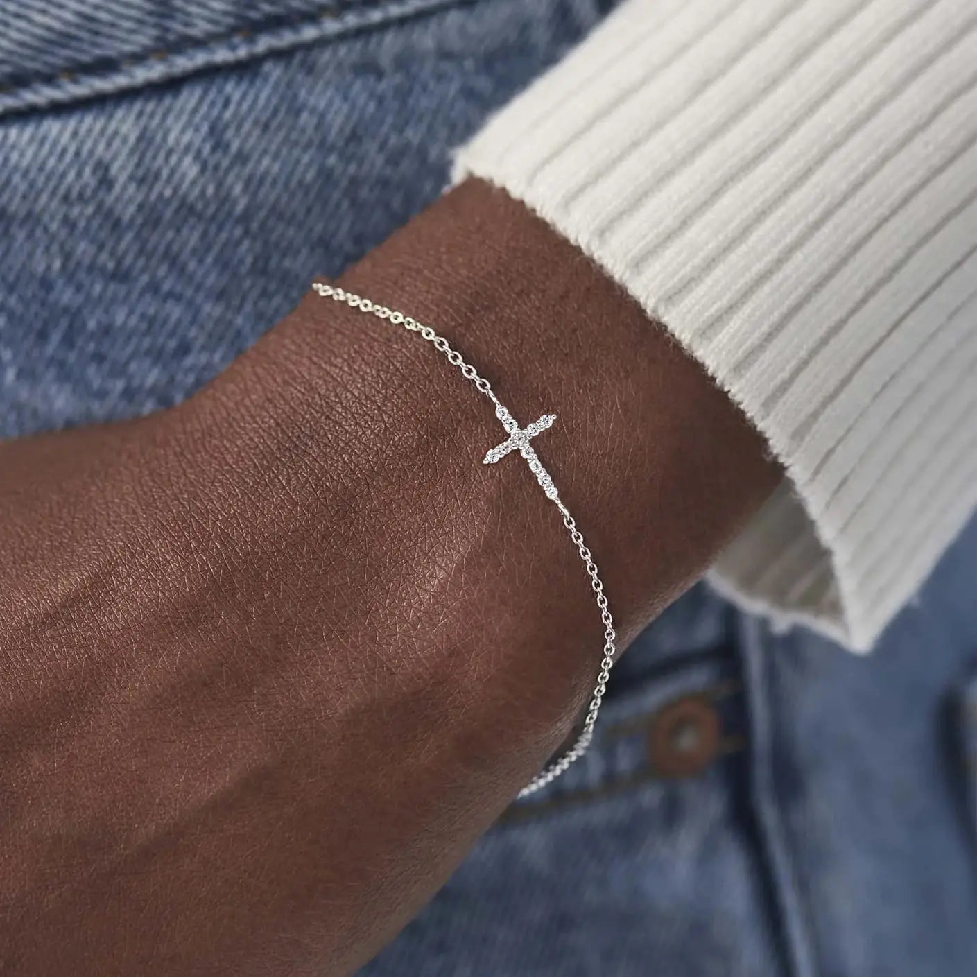 Dainty Cross Bracelet