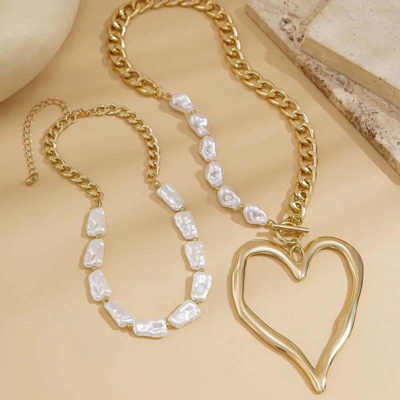 Elegant 2pcs heart pendant necklace with gold chain