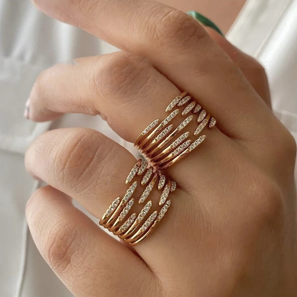 Unique Crossover Ring
