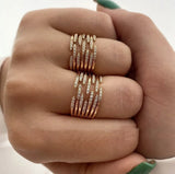 Unique Crossover Ring